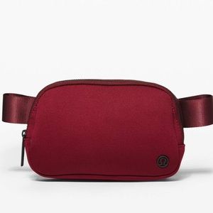 lululemon everywhere best bag